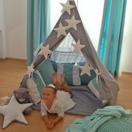 Wigwam Teepee tält GråBlå Stjärnor PQP Litenleker.se PQP Wigwam Teepee tält GråBlå Stjärnor – PQP