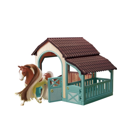 Royal Breeds, Stall med häst