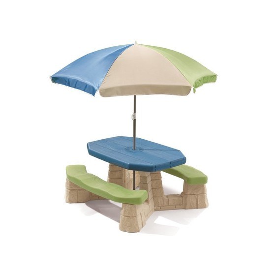 Step2 – Naturally Playful Picnic Table With Umbrella
